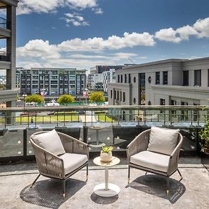 Executive Balcony Room